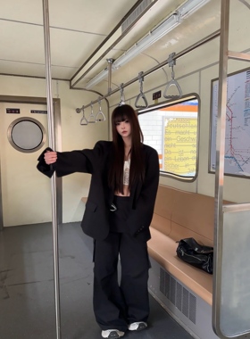 Esu 黑色西装外套女2025新款春季韩系高级感气质休闲小西服