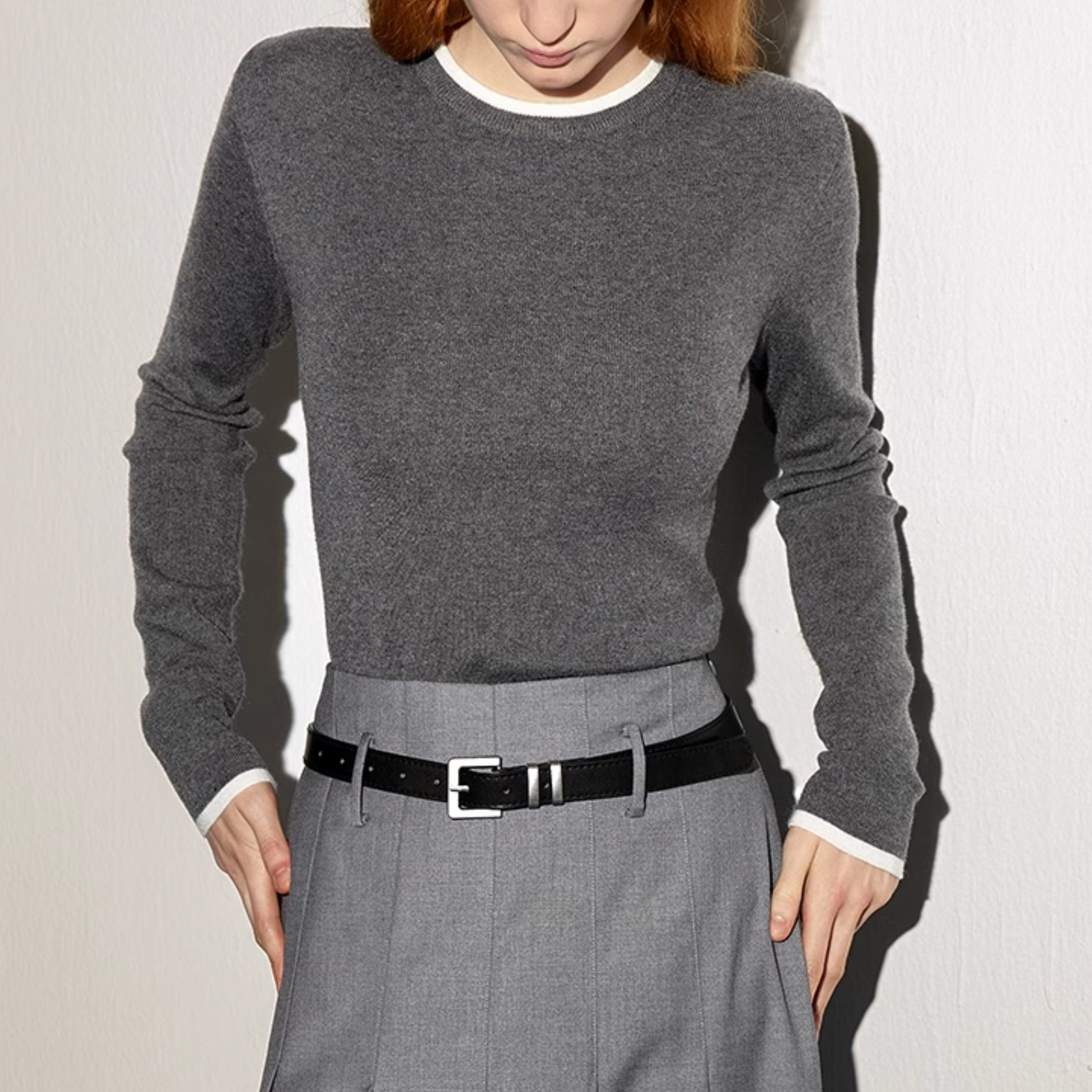 圆领针织衫女2024秋冬新款羊毛灰色毛衣打底衫内搭上衣