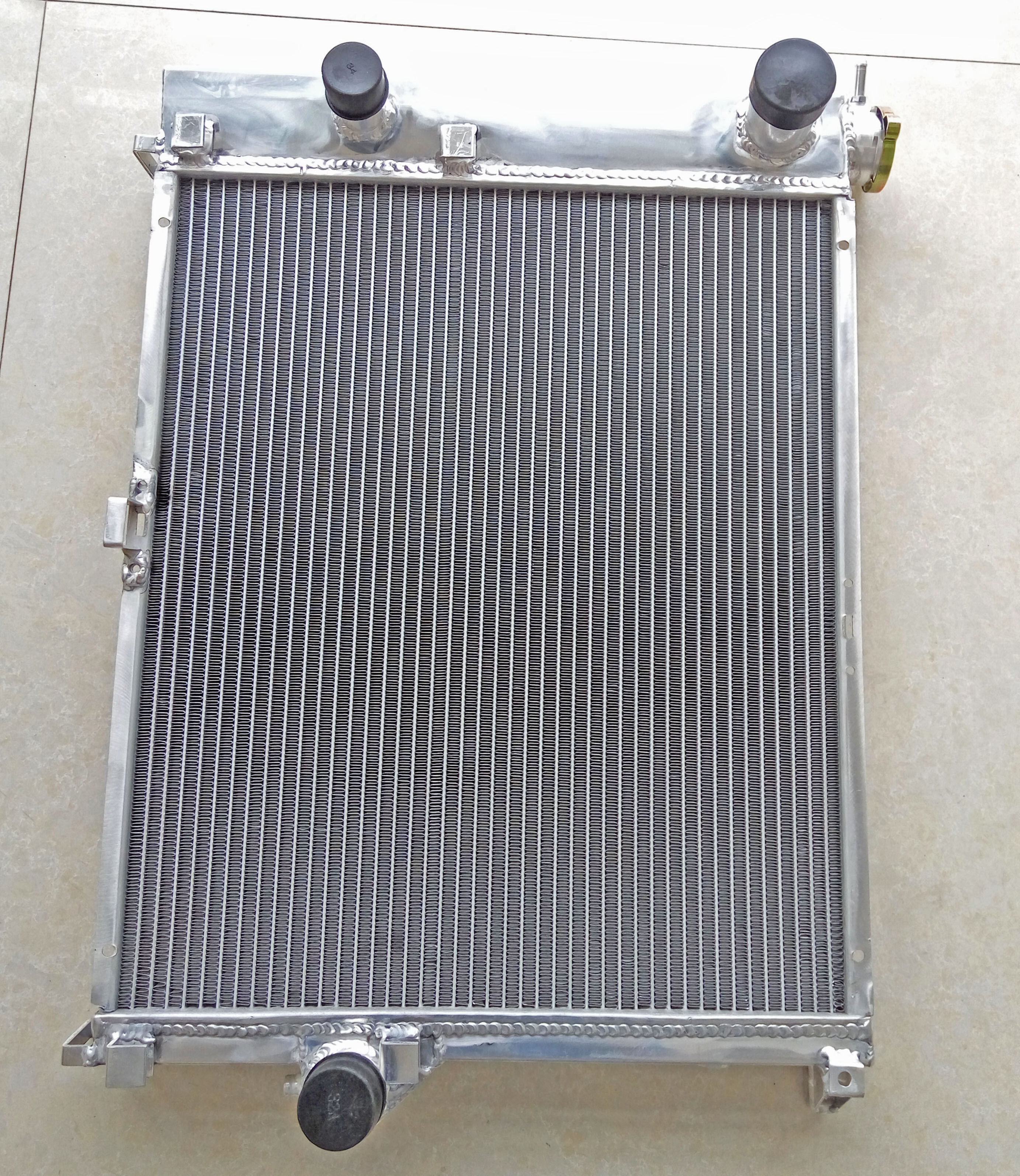 汽车改装件高效能全铝水箱散热器 适用宝马BMW E34 525i 530i M50