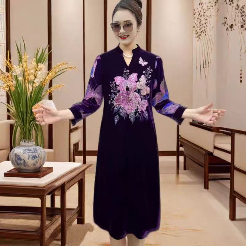 时尚气质丝绒高级感连衣裙