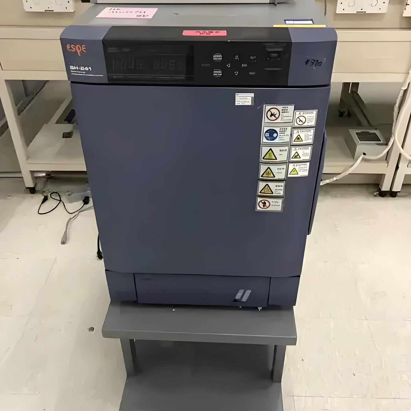 桌面型爱斯佩克恒温恒湿试验箱—议价