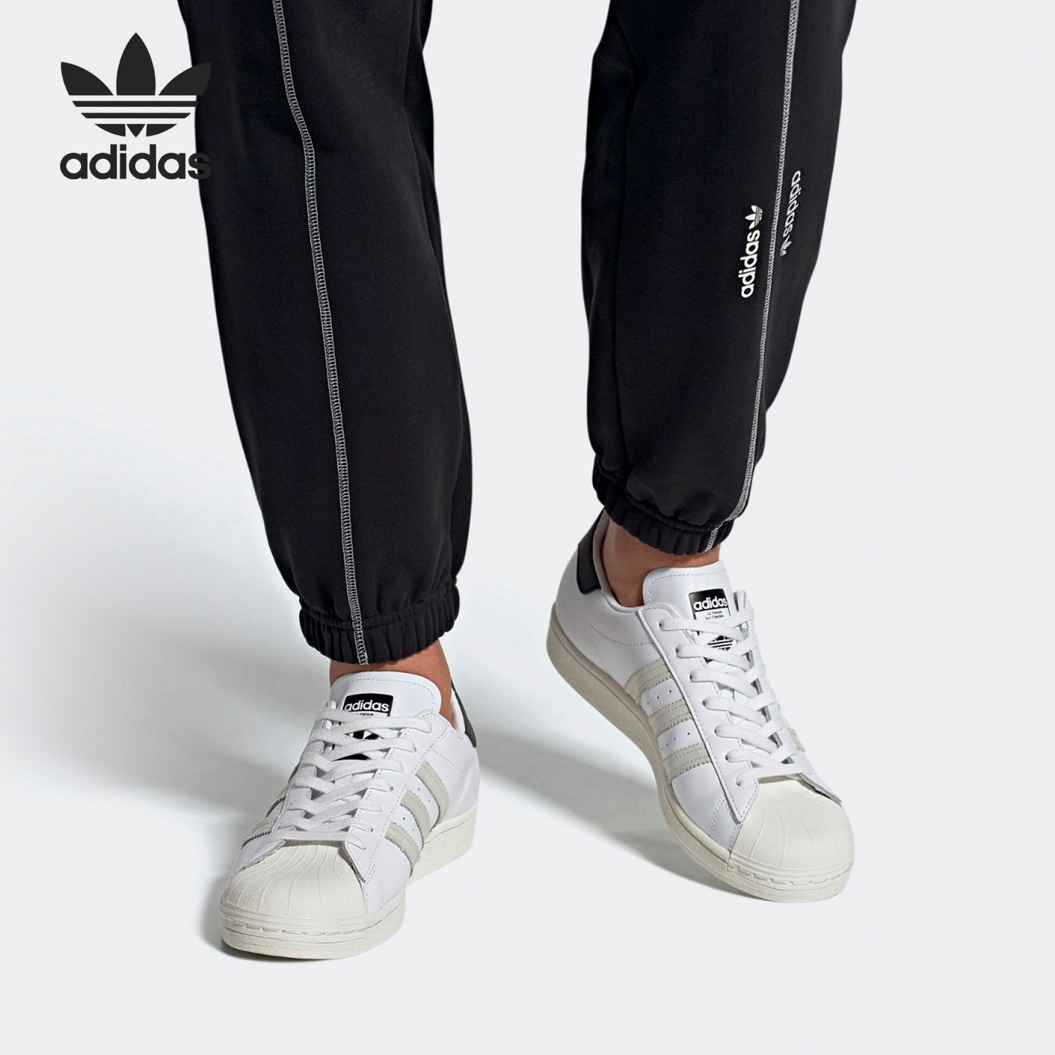 阿迪达斯男子运动板鞋FV2808