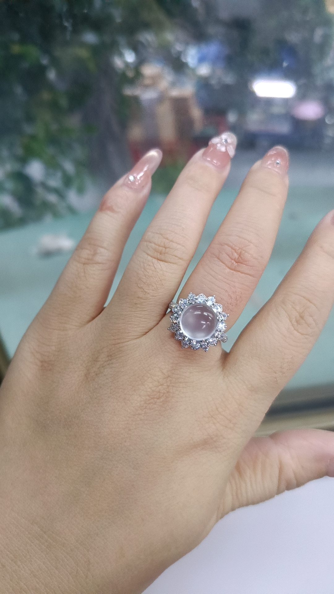 纯天然玉石俄料俄冰卡10钢蛋面戒指手捧花系列精美款银镀白金镶嵌