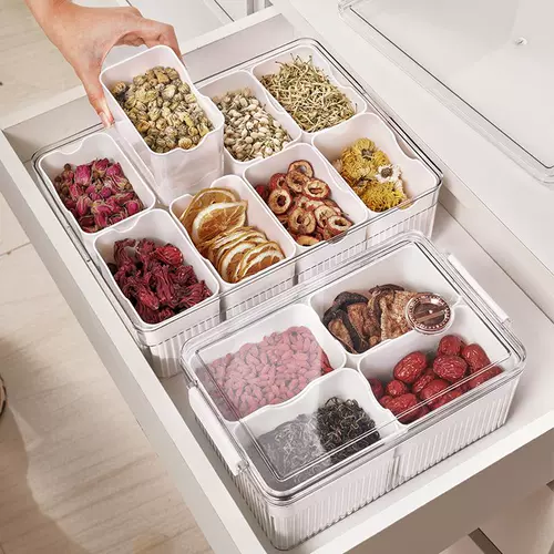 Ящик для хранения лекарственного материала - это прозрачное разделение здоровья и выживаемость приправы травяных листьев.