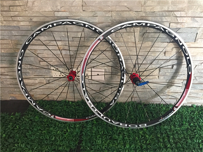 Roues de vélo cyclisme sur route KARRY - Ref 2372390 Image 1