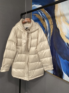 E乳白酒红黑浅蓝四色帽子可拆卸宽松版羽绒服EA108瑕疵