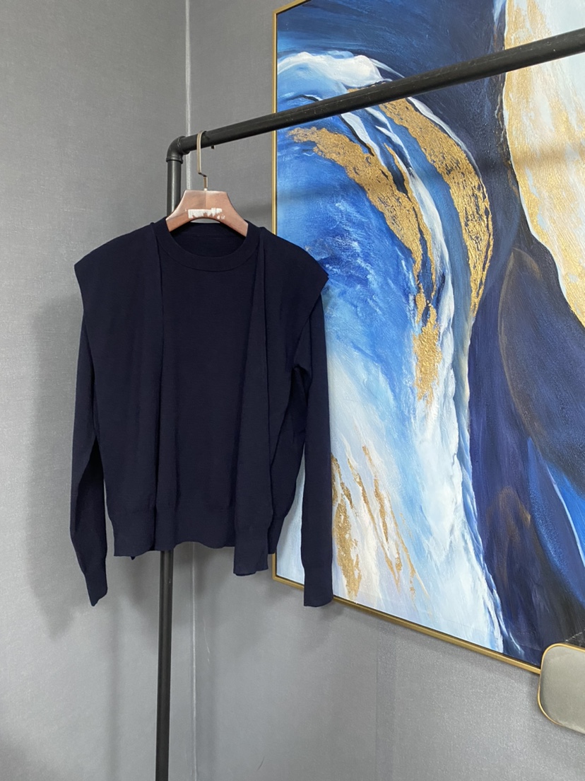 E深蓝色绵羊毛薄款圆领针织衫EBO1UNF001