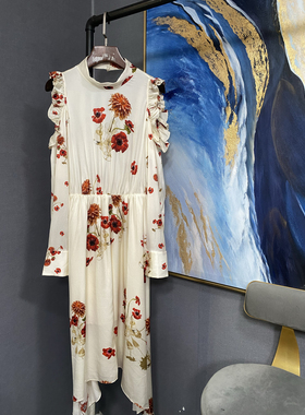 E米色红色花朵含真丝半高领后背交叉镂空露双肩连衣裙EBO1DRS039
