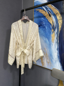 E乳白色含真丝暗花纹和服款 有腰带小衫 EAI1JKT013