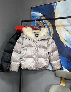 M银色白羊皮毛黑色红毛连帽短款蓬松羽绒服MA006