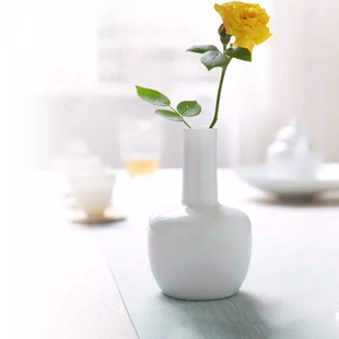 桌面客厅摆件 景德镇官方简约现代白色花瓶陶瓷小号甜白花插中式