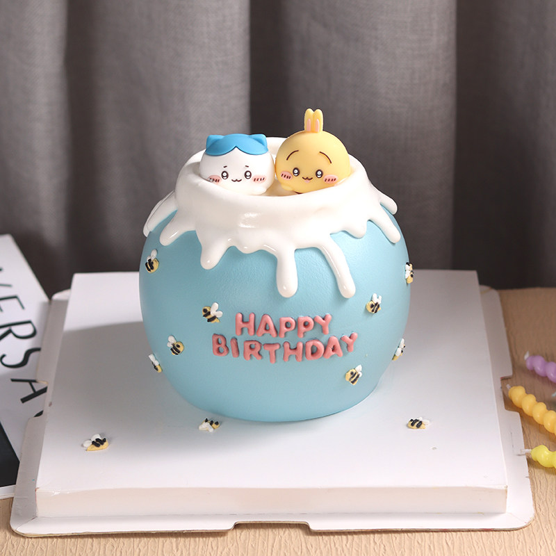 网红chiikawa吉伊卡哇生日蛋糕装饰摆件卡通立体小八吉伊烘焙插件