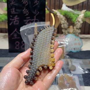 1865 微金,吐珠三角雀