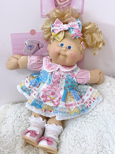 椰菜娃娃娃衣裙子椰菜宝宝昭和草莓裙胶皮娃 Cabbage Patch Kids