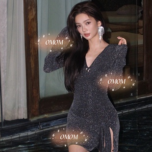 omom2026新款设计V领长袖连体泳衣带细闪温泉度假泳装两件套泳装