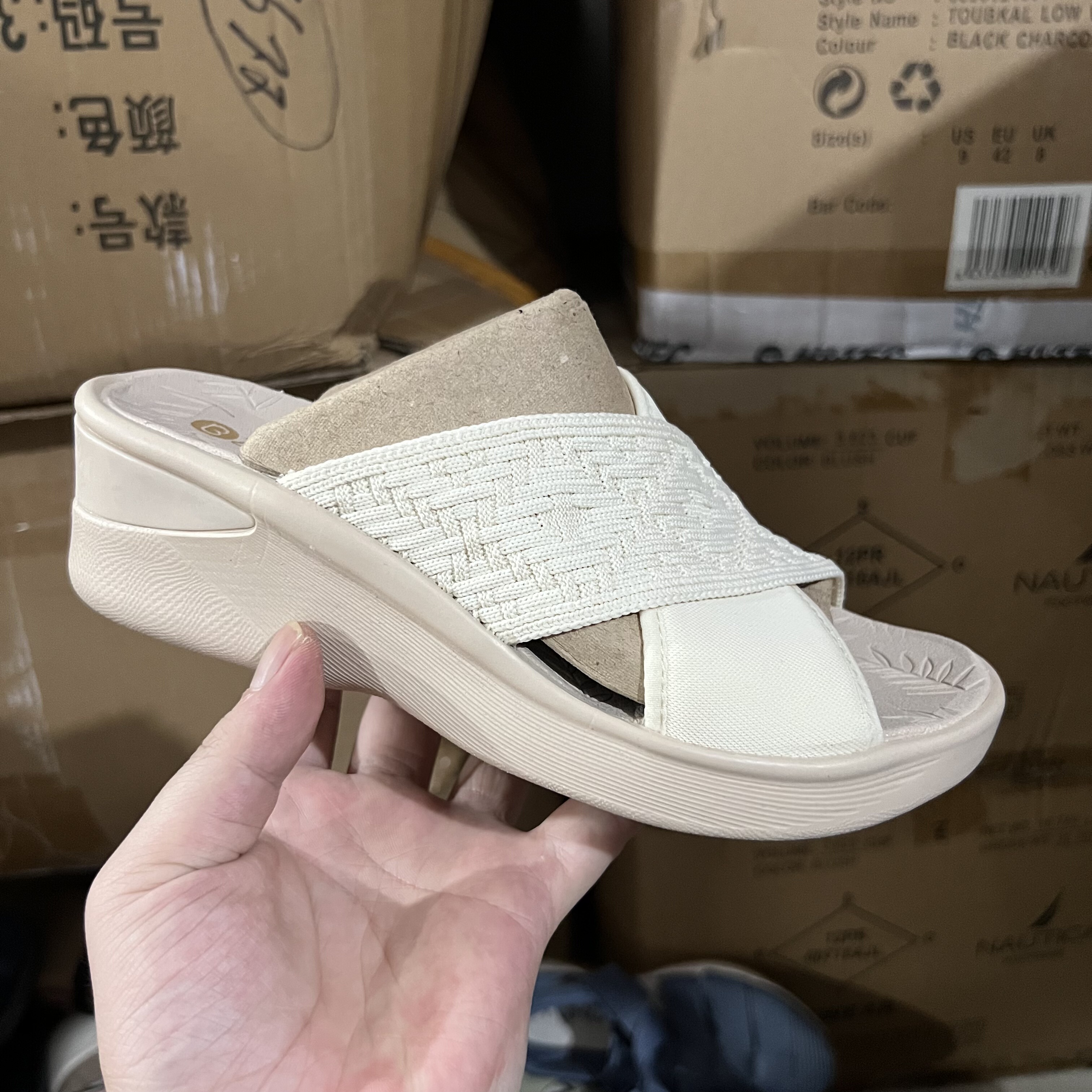 捡漏出美单高端坡跟交叉拖鞋足弓支撑轻便厚底增高防滑凉拖鞋女