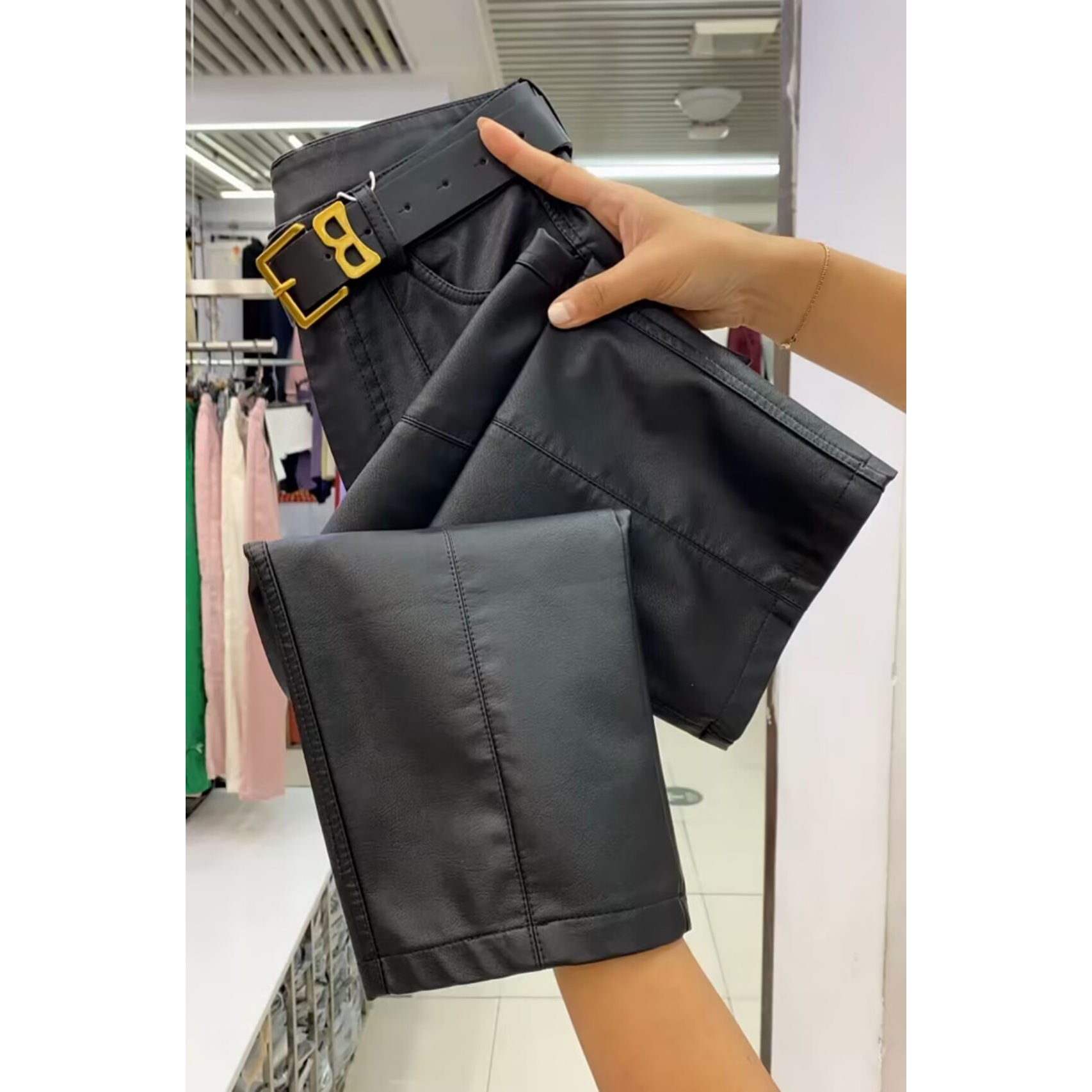 九分显瘦纯色百搭PU皮直筒裤