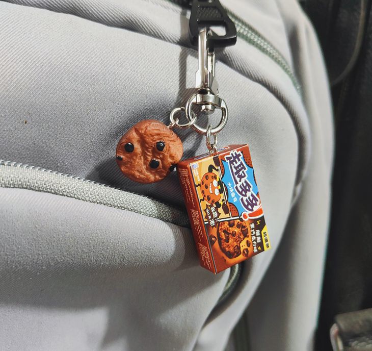 【原创手作】仿真食玩饼干钥匙扣挂件拉链扣学生男女包包挂饰包邮