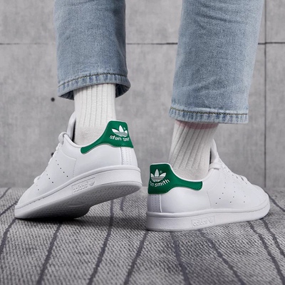 Adidas阿迪达斯绿尾史密斯板鞋
