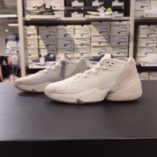 Adidas阿迪达斯男女款篮球鞋