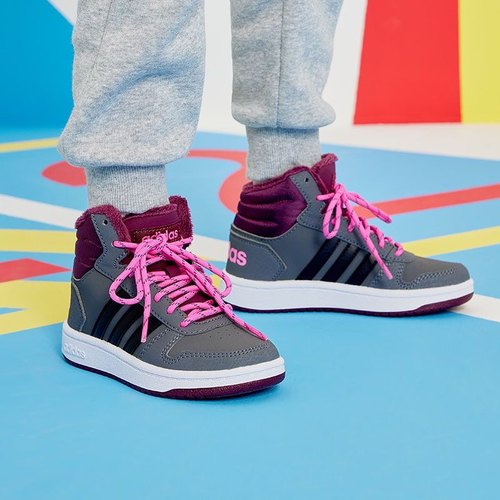 Adidas男女款高帮保暖板鞋