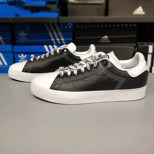 Adidas阿迪达斯男女款运动板鞋