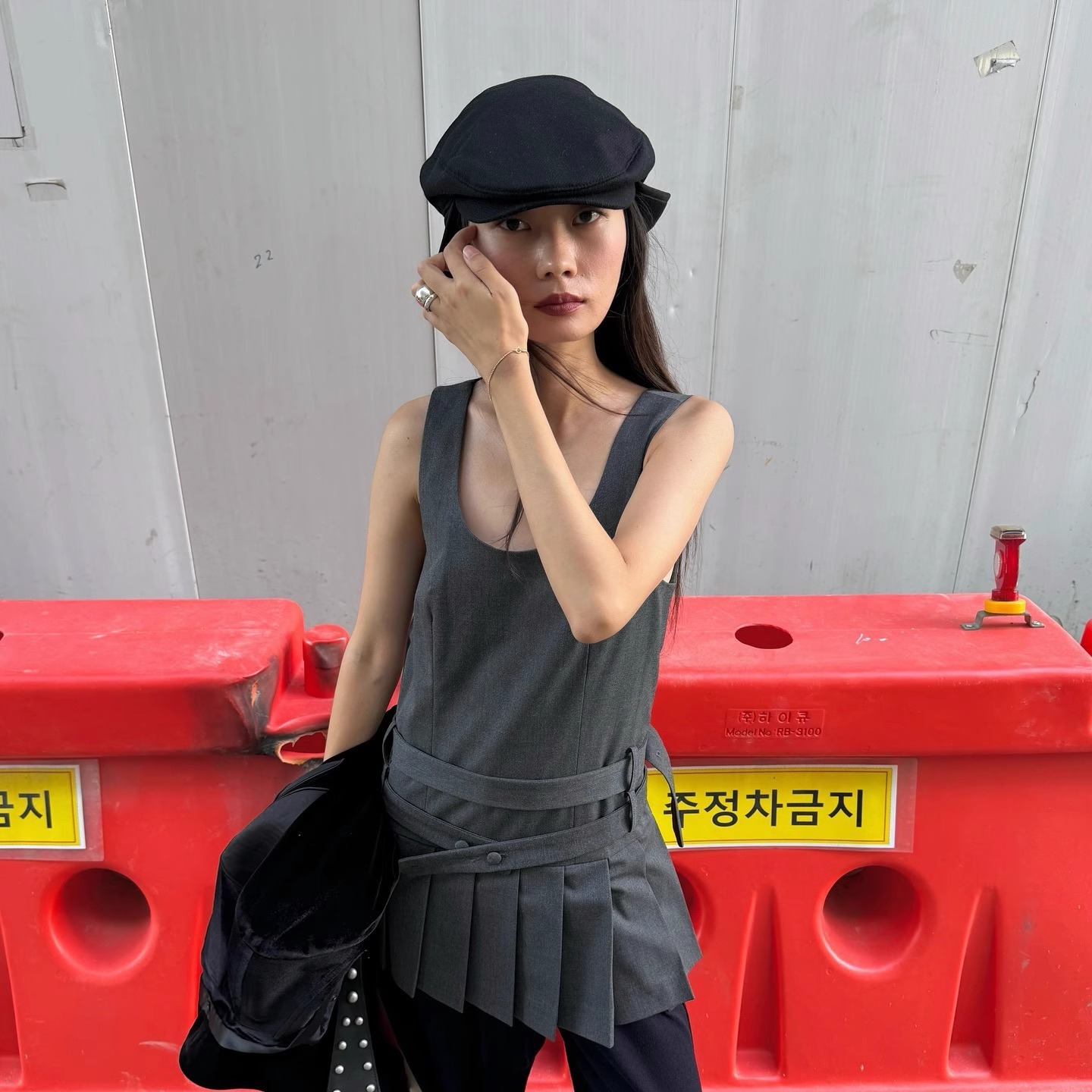 现货openyy百褶背心连衣裙