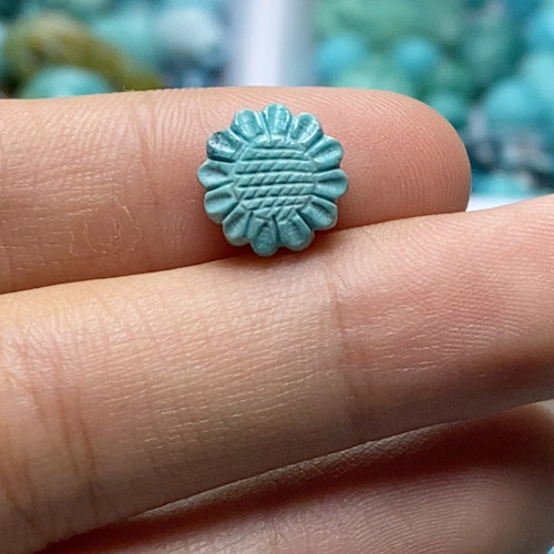 绿松石雕刻太阳花背云卡10×4+