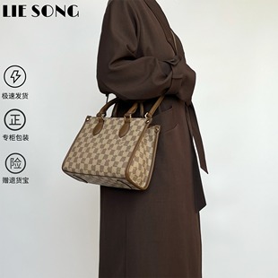 斜挎包女包2025新款印花手提包简约百搭大气高级感轻奢大容量包包