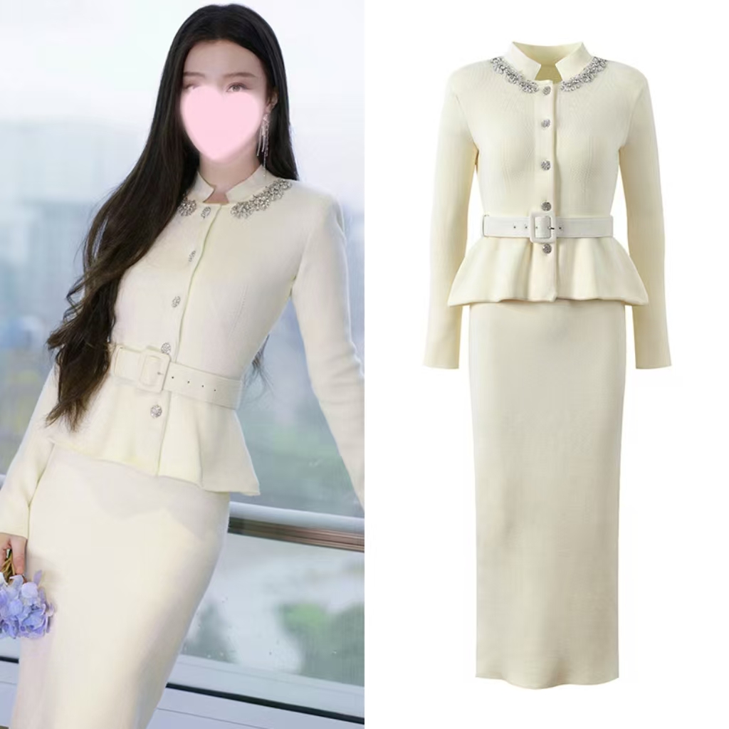 法式高级感秋冬款名媛领口钻饰假两件气质优雅修身连衣裙含腰带