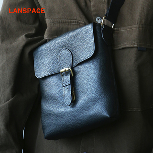 LANSPACE头层牛皮单肩包男式 真皮复古斜挎包简洁翻盖手机包男包