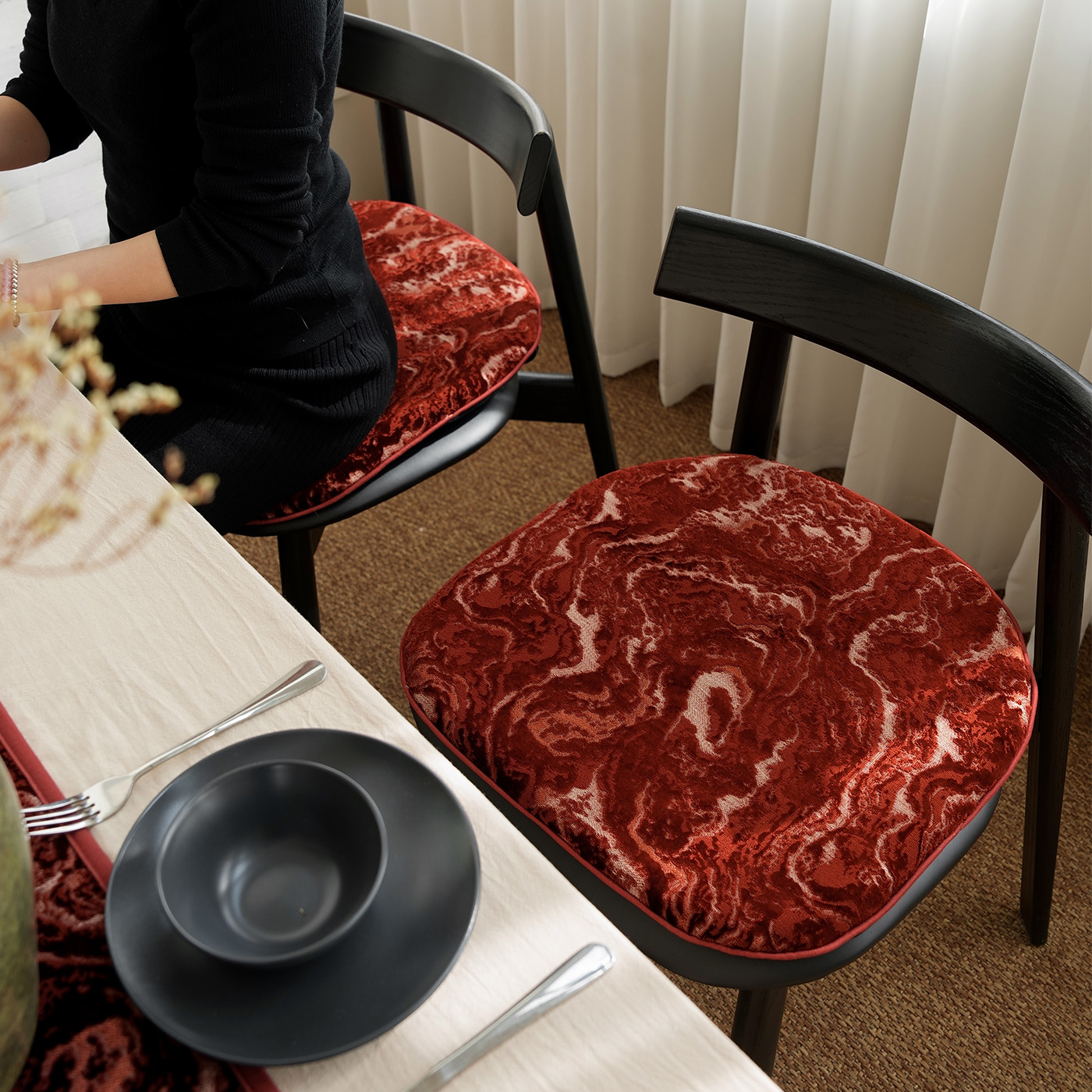 红绡提花椅垫红色餐椅坐垫可拆洗花边绑带布艺椅子坐垫轻奢布艺