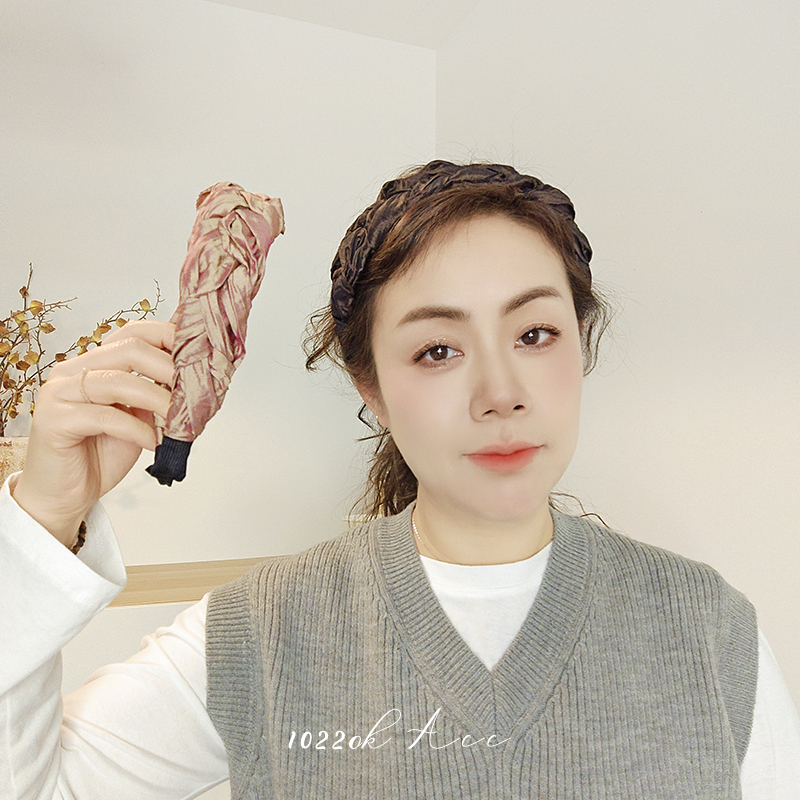韩国进口复古麻花布艺头箍高级感外出显脸小发箍幻彩粉色发窟发卡