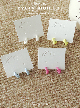 韩国进口甜美耳钉女小众设计感白色迷你C圈气质耳环2024新款耳饰