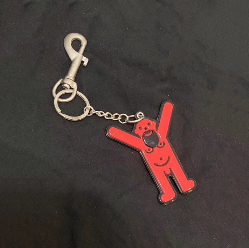 嘻哈风红色小人潮流挂坠