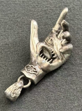 恶魔五官之手吊坠时尚高级挂坠