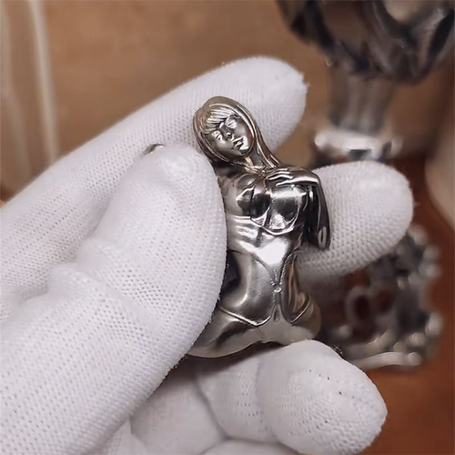 美女手把件手办小众艺术摆件