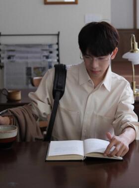 Eli 【彼得堡书屋】双口袋翻领新疆棉都市高级感潮流宽松百搭衬衫