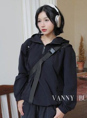 VB半拉链套头夹克户外运动休闲连帽百搭秋季时尚