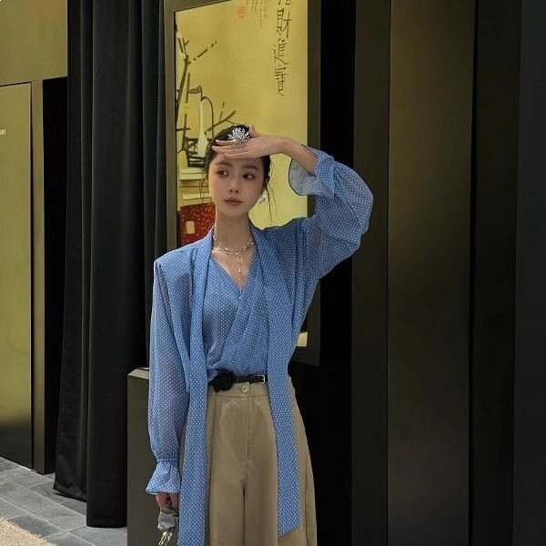 MUKOK南法夏日 蓝色波点轻薄V领衬衫女长袖春夏新款淑女衬衫上衣