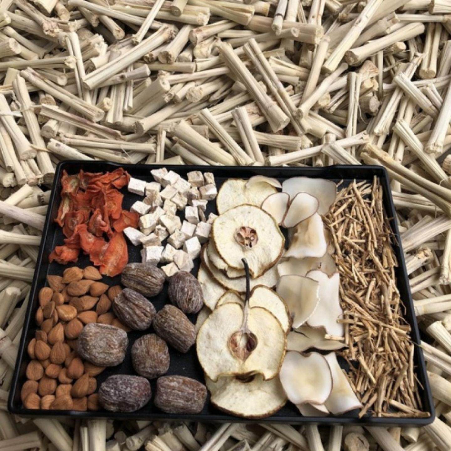 浓香海底椰雪梨干切片 无花果胡萝卜竹蔗茅根水煲汤干货 煲糖水料