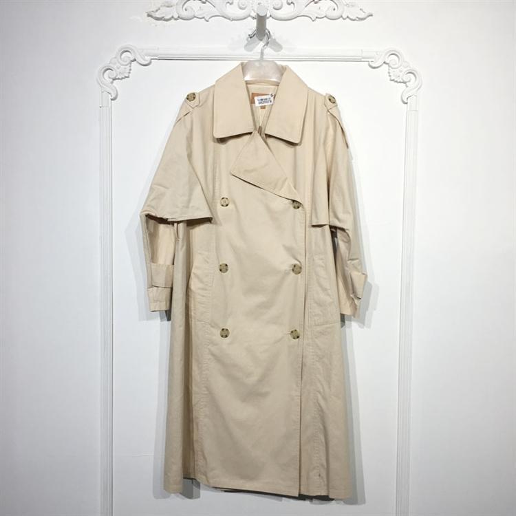 卡QY系列 8082S078 时尚风衣外套品牌女装折扣颦薪