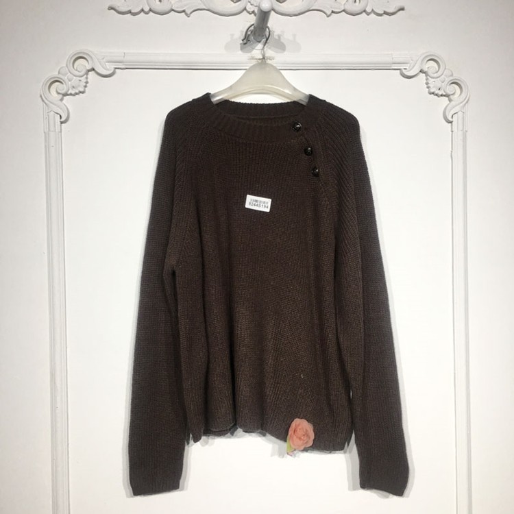 容系列 8244S194 时尚针织衫品牌女装折扣颦薪