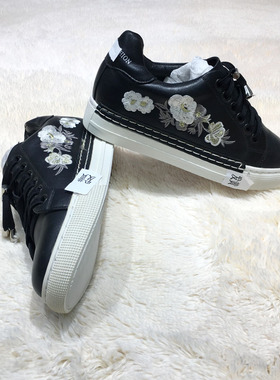 华N系列 PF11977 时尚品牌女鞋折扣-微瑕馨