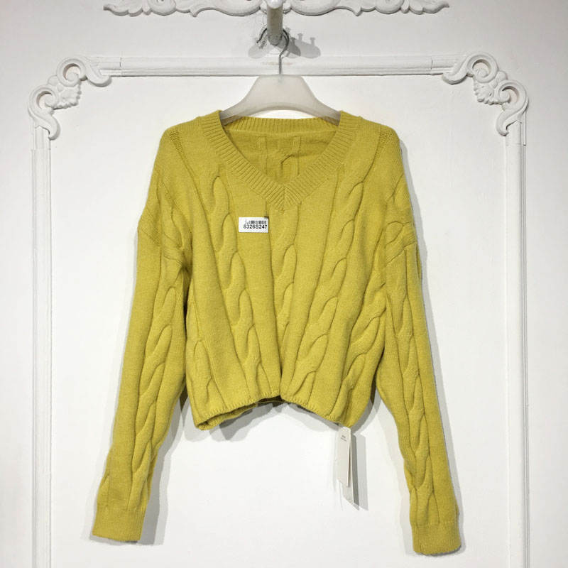 容系列 8326S247 时尚针织衫品牌女装折扣颦薪