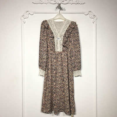 潮系列 LM09164 时尚连衣裙品牌女装折扣颦薪