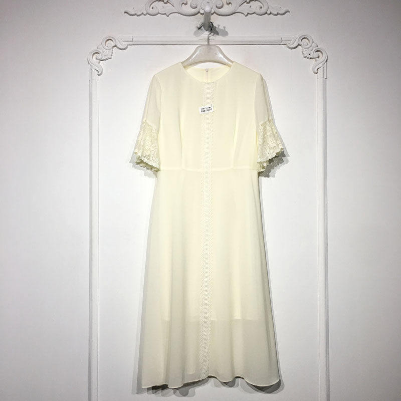 纷M系列 8251S042 时尚连衣裙品牌女装折扣颦薪