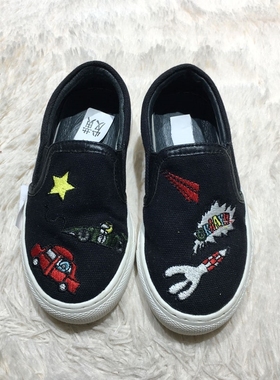 潮系列 LM03091 时尚童鞋品牌折扣（微瑕）馨