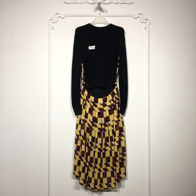 欧系列 8271S121 时尚针织连衣裙品牌女装折扣颦薪