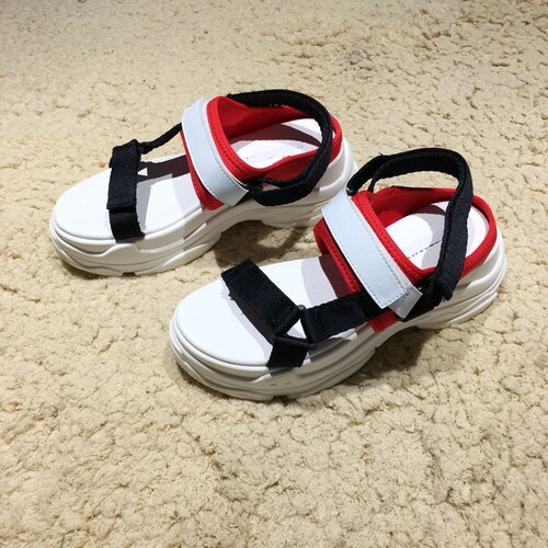 无品牌/无注册商标粗跟羊皮露趾